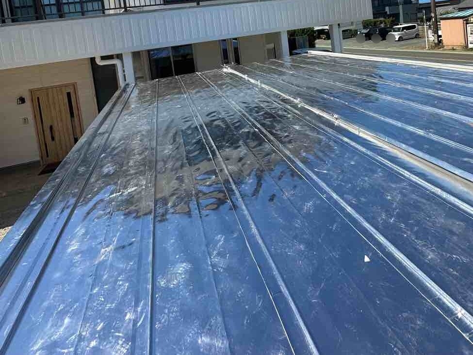 【田原市】㈱石倉精工様 社屋前仮事務所　遮熱工事（サーモバリア／スカイ工法）｜仮事務所の室温上昇を抑える遮熱工事